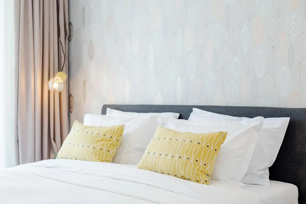 Il Lago - Sunrise - Cozy Luxurious Smart Home By The Lake Voluntari Apartment