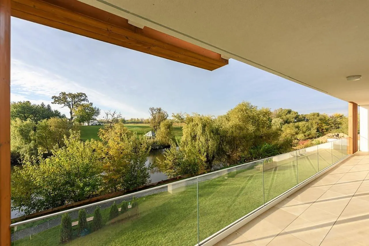 Il Lago - Sunrise - Cozy Luxurious Smart Home By The Lake Voluntari Romania